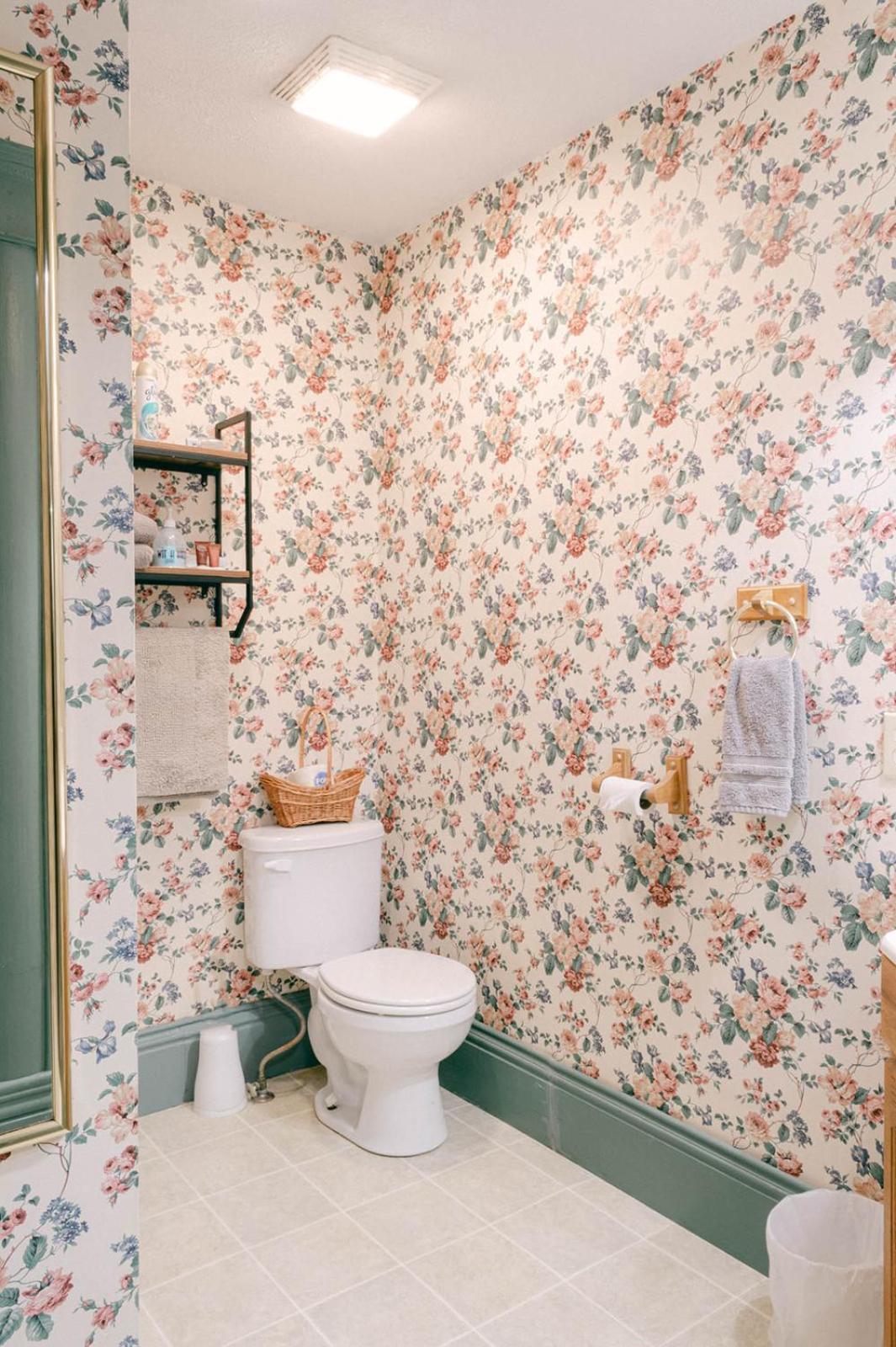 The Wolf Manor Bed and Breakfast Ellinwood Εξωτερικό φωτογραφία