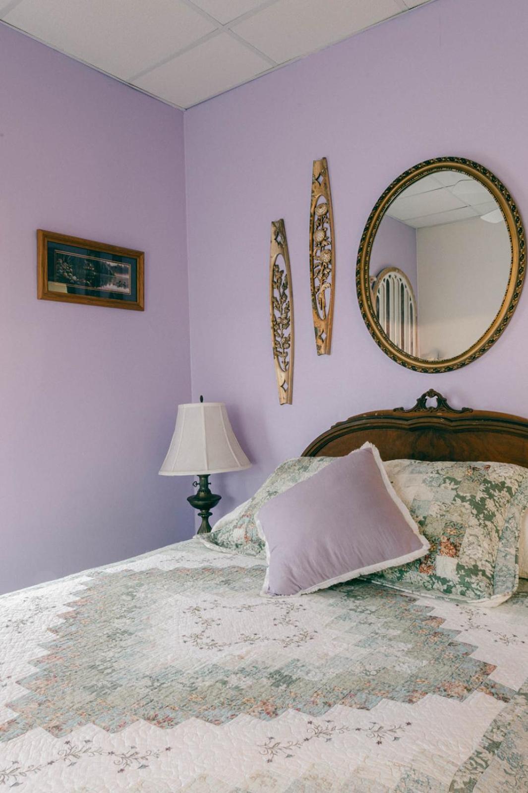 The Wolf Manor Bed and Breakfast Ellinwood Εξωτερικό φωτογραφία